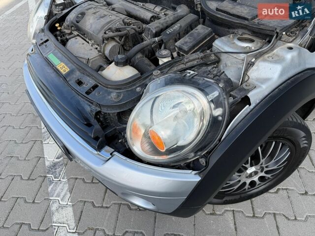 Сірий Міні Cooper, об'ємом двигуна 1.4 л та пробігом 223 тис. км за 4500 $, фото 40 на Automoto.ua