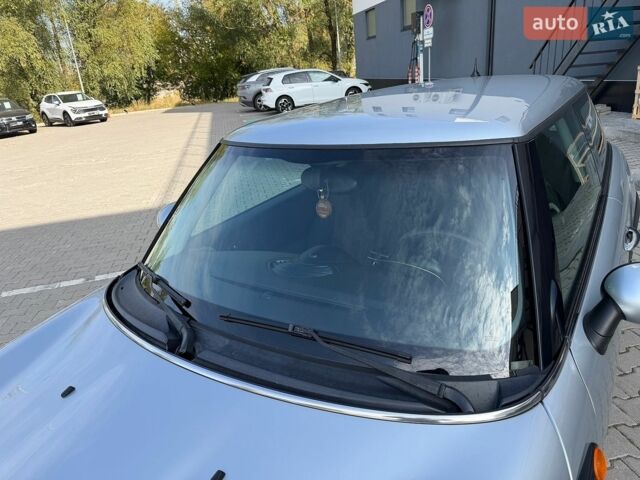 Сірий Міні Cooper, об'ємом двигуна 1.4 л та пробігом 223 тис. км за 4500 $, фото 23 на Automoto.ua