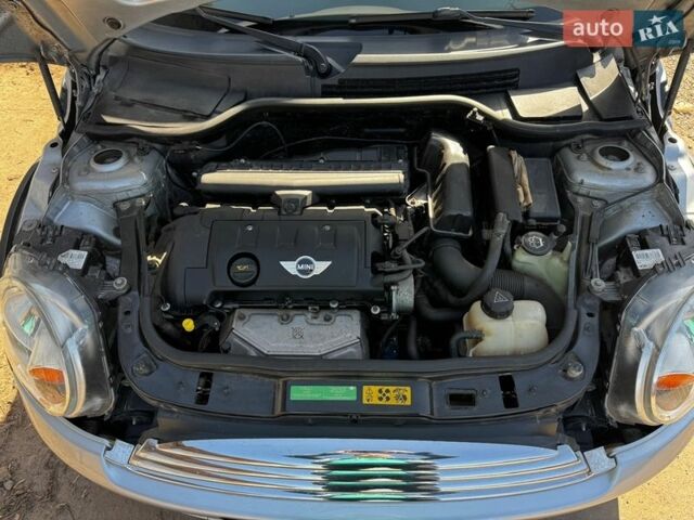 Сірий Міні Cooper, об'ємом двигуна 1.6 л та пробігом 189 тис. км за 5950 $, фото 6 на Automoto.ua