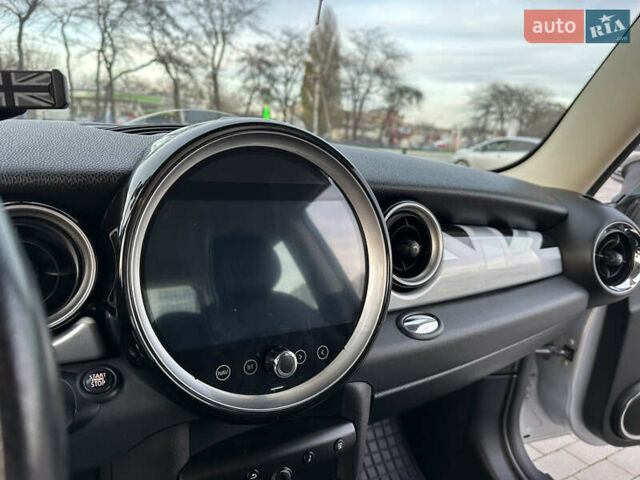 Сірий Міні Cooper, об'ємом двигуна 1.6 л та пробігом 100 тис. км за 9900 $, фото 54 на Automoto.ua