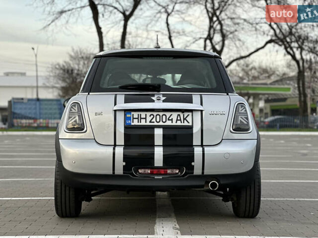 Сірий Міні Cooper, об'ємом двигуна 1.6 л та пробігом 100 тис. км за 9900 $, фото 22 на Automoto.ua