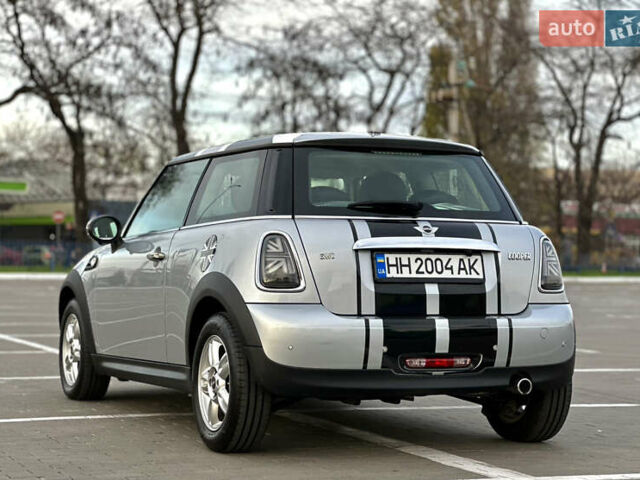 Сірий Міні Cooper, об'ємом двигуна 1.6 л та пробігом 100 тис. км за 9900 $, фото 23 на Automoto.ua