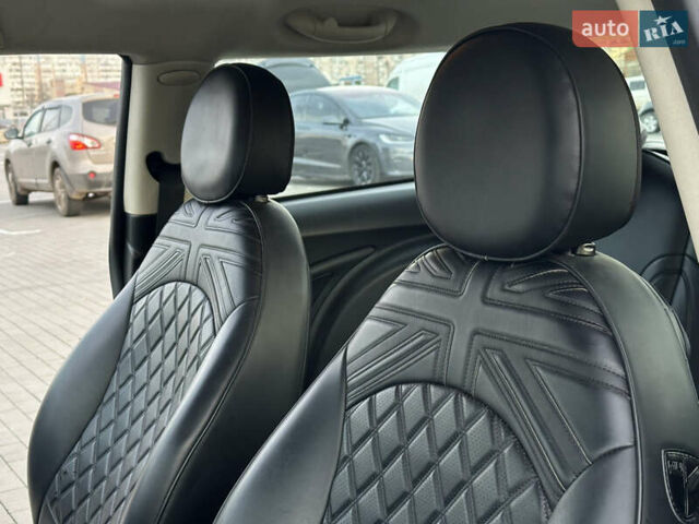 Сірий Міні Cooper, об'ємом двигуна 1.6 л та пробігом 100 тис. км за 9900 $, фото 48 на Automoto.ua
