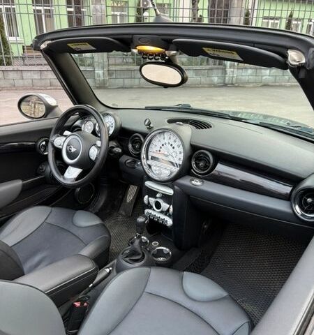 Серый Мини Купер, объемом двигателя 1.6 л и пробегом 195 тыс. км за 7600 $, фото 8 на Automoto.ua