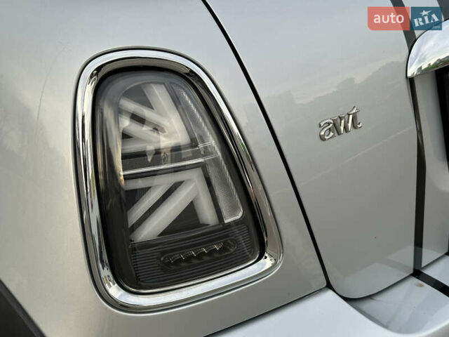 Сірий Міні Cooper, об'ємом двигуна 1.6 л та пробігом 100 тис. км за 9900 $, фото 27 на Automoto.ua