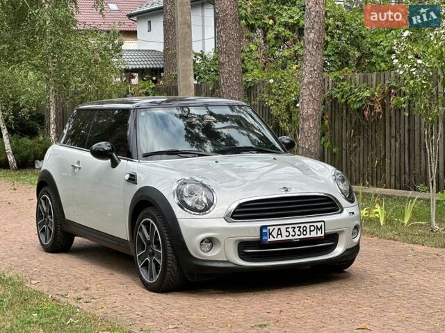 Сірий Міні Cooper, об'ємом двигуна 1.6 л та пробігом 219 тис. км за 7950 $, фото 11 на Automoto.ua