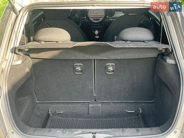 Сірий Міні Cooper, об'ємом двигуна 1.6 л та пробігом 218 тис. км за 8100 $, фото 18 на Automoto.ua