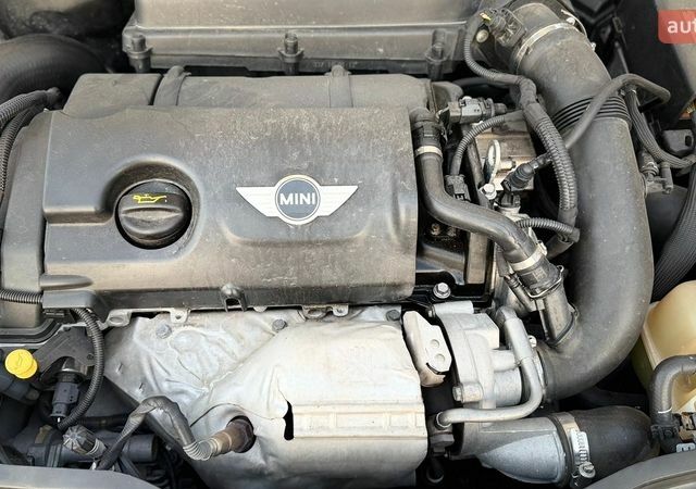 Сірий Міні Cooper, об'ємом двигуна 1.6 л та пробігом 213 тис. км за 8500 $, фото 58 на Automoto.ua