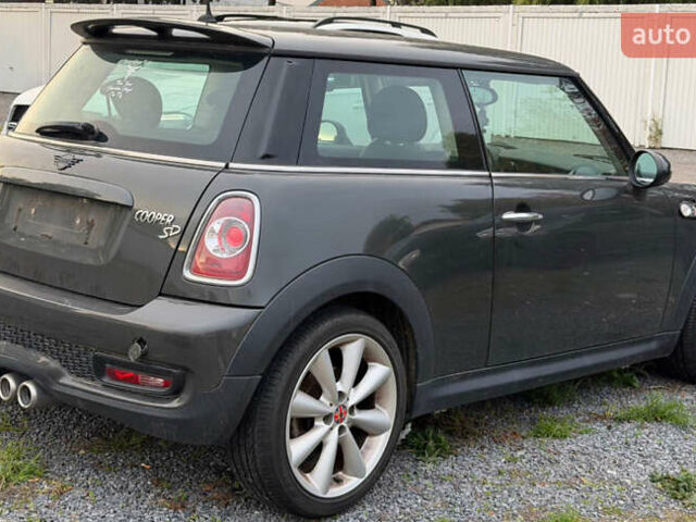 Сірий Міні Cooper, об'ємом двигуна 0 л та пробігом 260 тис. км за 3500 $, фото 4 на Automoto.ua