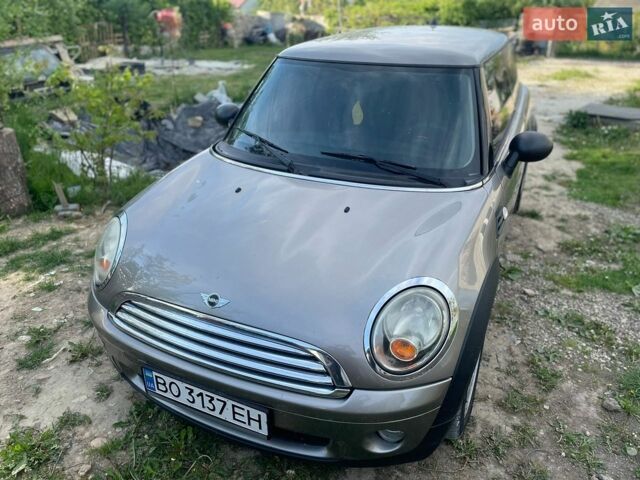 Сірий Міні Cooper, об'ємом двигуна 1.6 л та пробігом 218 тис. км за 8100 $, фото 32 на Automoto.ua
