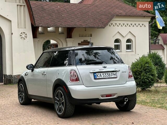 Сірий Міні Cooper, об'ємом двигуна 1.6 л та пробігом 219 тис. км за 7950 $, фото 15 на Automoto.ua