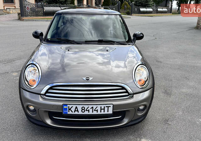 Сірий Міні Cooper, об'ємом двигуна 1.6 л та пробігом 143 тис. км за 8500 $, фото 7 на Automoto.ua