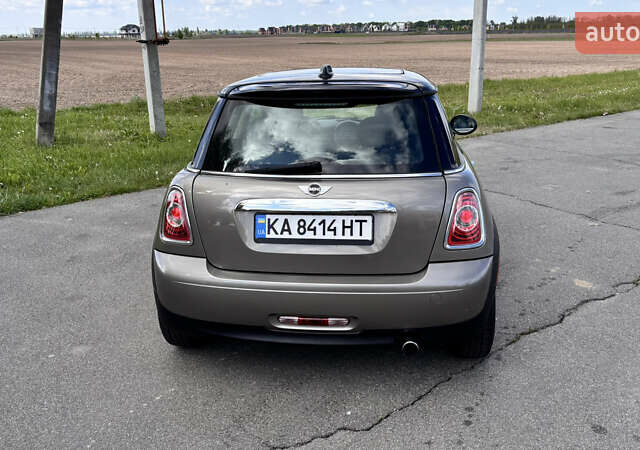 Сірий Міні Cooper, об'ємом двигуна 1.6 л та пробігом 143 тис. км за 8500 $, фото 10 на Automoto.ua