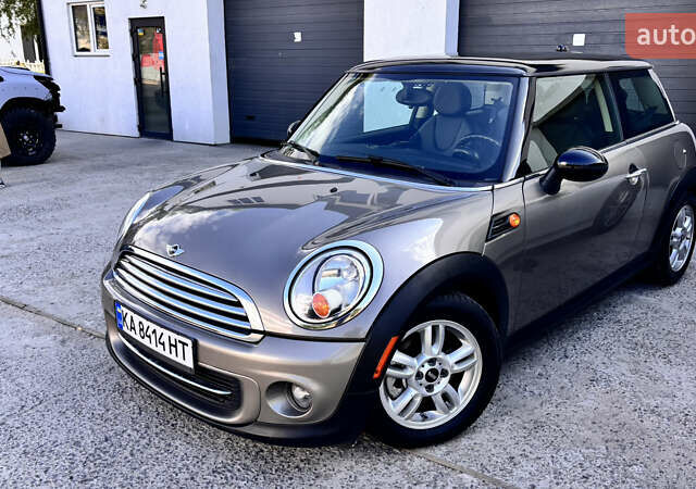 Сірий Міні Cooper, об'ємом двигуна 1.6 л та пробігом 143 тис. км за 8500 $, фото 13 на Automoto.ua