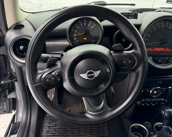 Серый Мини Купер, объемом двигателя 1.6 л и пробегом 170 тыс. км за 9999 $, фото 21 на Automoto.ua