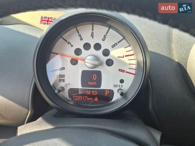 Сірий Міні Cooper, об'ємом двигуна 1.6 л та пробігом 123 тис. км за 10500 $, фото 11 на Automoto.ua