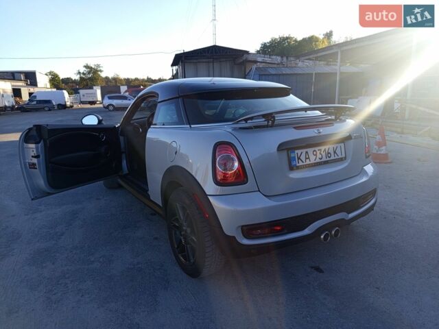Сірий Міні Cooper, об'ємом двигуна 1.6 л та пробігом 160 тис. км за 8000 $, фото 13 на Automoto.ua