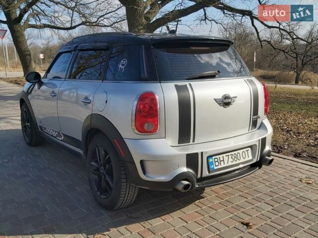 Серый Мини Купер, объемом двигателя 1.6 л и пробегом 235 тыс. км за 9800 $, фото 11 на Automoto.ua