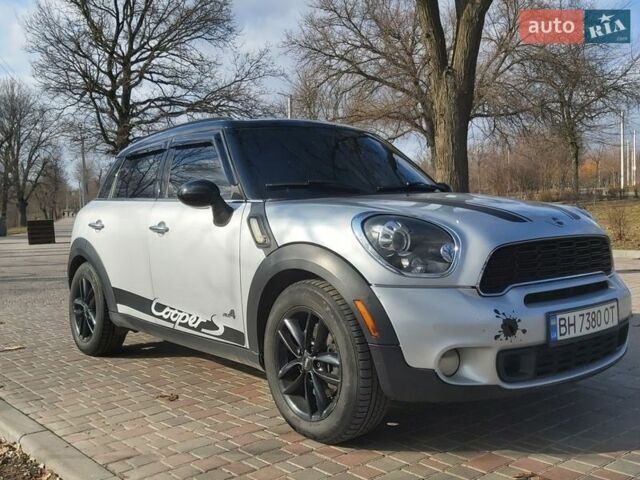 Серый Мини Купер, объемом двигателя 1.6 л и пробегом 235 тыс. км за 9800 $, фото 2 на Automoto.ua