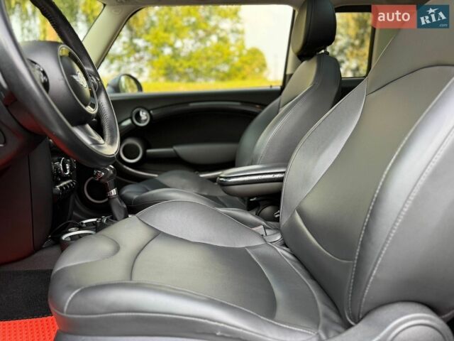Сірий Міні Cooper, об'ємом двигуна 1.6 л та пробігом 147 тис. км за 9900 $, фото 20 на Automoto.ua