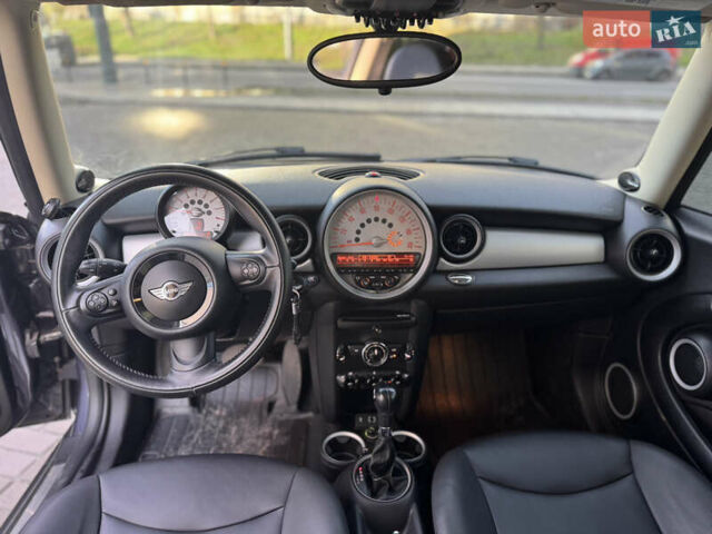 Сірий Міні Cooper, об'ємом двигуна 1.6 л та пробігом 176 тис. км за 7500 $, фото 8 на Automoto.ua