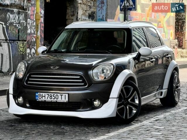 Серый Мини Купер, объемом двигателя 2 л и пробегом 150 тыс. км за 13800 $, фото 23 на Automoto.ua