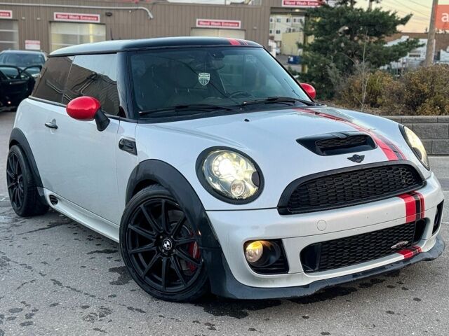 Сірий Міні Cooper, об'ємом двигуна 1.6 л та пробігом 76 тис. км за 11000 $, фото 4 на Automoto.ua
