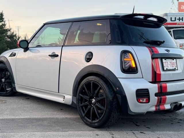 Сірий Міні Cooper, об'ємом двигуна 1.6 л та пробігом 76 тис. км за 11000 $, фото 1 на Automoto.ua