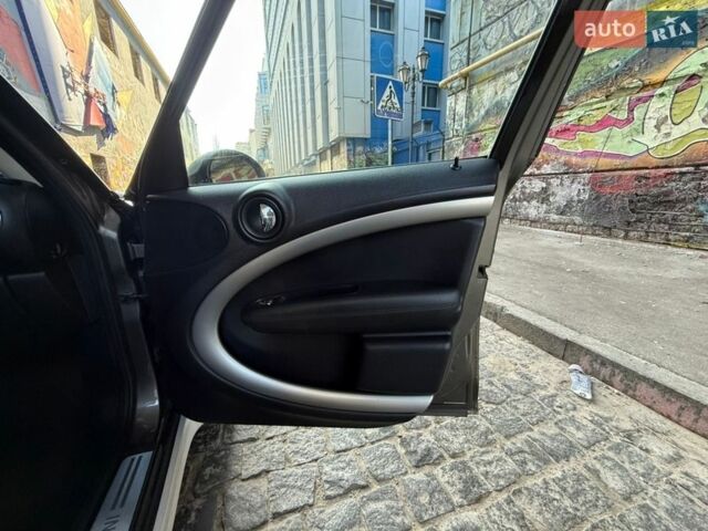 Серый Мини Купер, объемом двигателя 2 л и пробегом 150 тыс. км за 13800 $, фото 81 на Automoto.ua