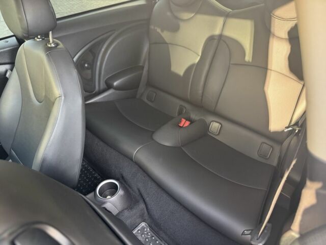 Сірий Міні Cooper, об'ємом двигуна 1.6 л та пробігом 176 тис. км за 7500 $, фото 12 на Automoto.ua