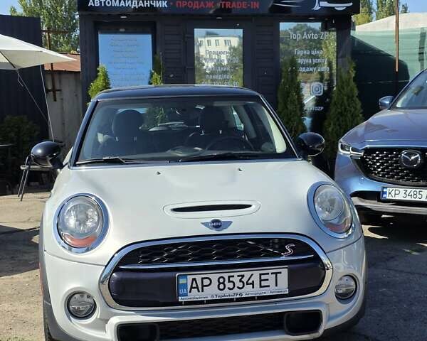 Сірий Міні Cooper, об'ємом двигуна 2 л та пробігом 167 тис. км за 10999 $, фото 5 на Automoto.ua