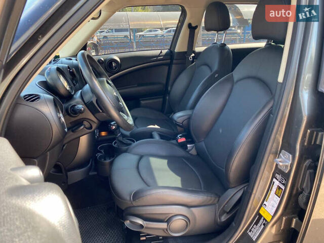 Сірий Міні Cooper, об'ємом двигуна 1.6 л та пробігом 110 тис. км за 12700 $, фото 8 на Automoto.ua