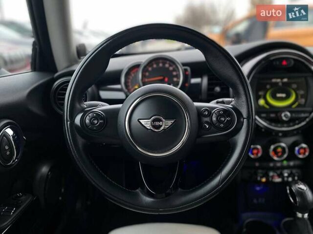 Сірий Міні Cooper, об'ємом двигуна 1.5 л та пробігом 85 тис. км за 11990 $, фото 35 на Automoto.ua