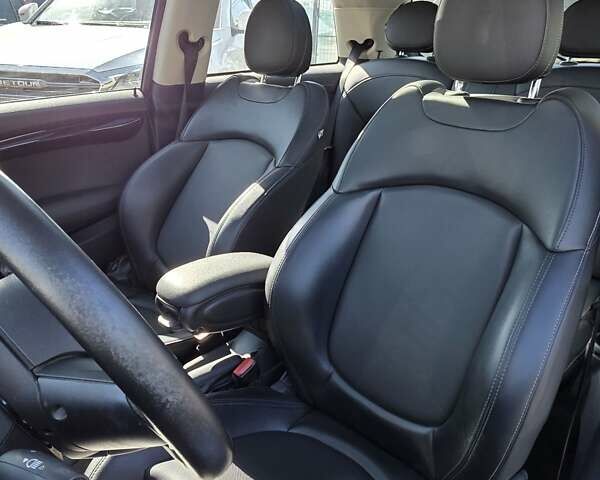 Сірий Міні Cooper, об'ємом двигуна 2 л та пробігом 167 тис. км за 10999 $, фото 6 на Automoto.ua