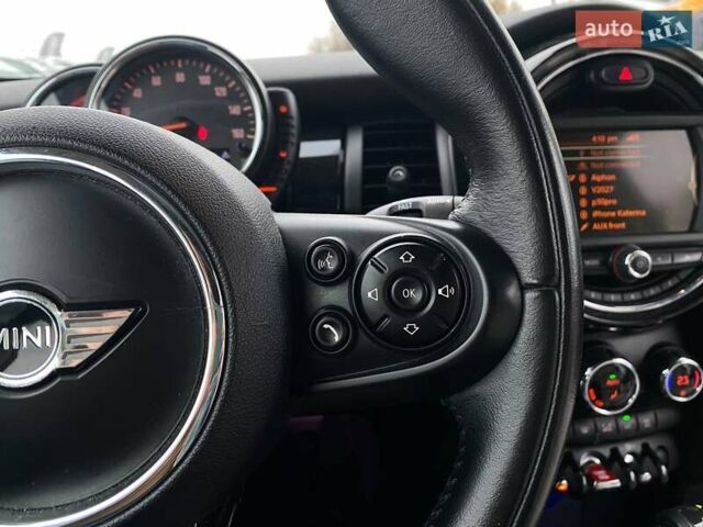 Сірий Міні Cooper, об'ємом двигуна 1.5 л та пробігом 85 тис. км за 11990 $, фото 25 на Automoto.ua