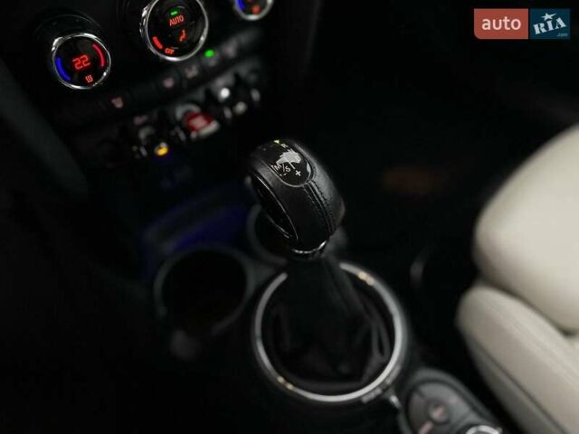 Сірий Міні Cooper, об'ємом двигуна 1.5 л та пробігом 85 тис. км за 11990 $, фото 30 на Automoto.ua