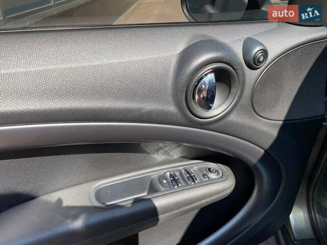 Сірий Міні Cooper, об'ємом двигуна 1.6 л та пробігом 110 тис. км за 12700 $, фото 17 на Automoto.ua