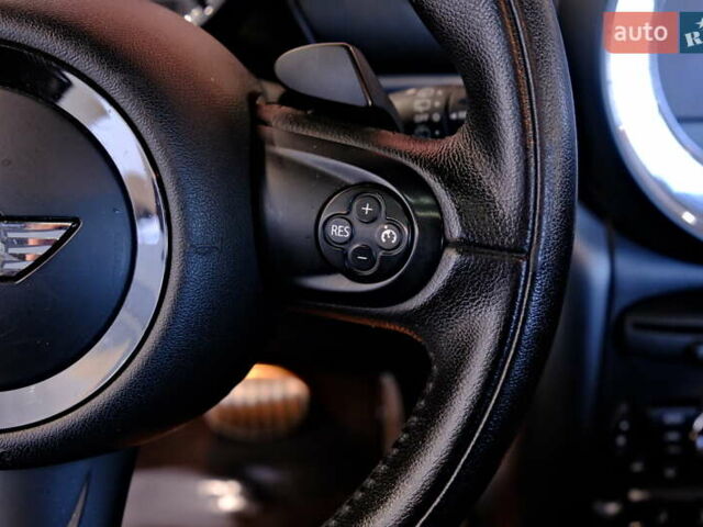 Сірий Міні Cooper, об'ємом двигуна 2 л та пробігом 112 тис. км за 13900 $, фото 18 на Automoto.ua