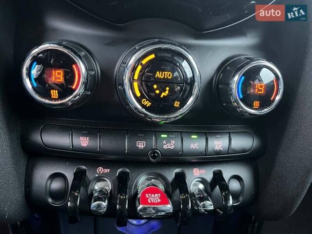 Сірий Міні Cooper, об'ємом двигуна 2 л та пробігом 92 тис. км за 12990 $, фото 25 на Automoto.ua