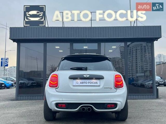 Сірий Міні Cooper, об'ємом двигуна 2 л та пробігом 92 тис. км за 12990 $, фото 6 на Automoto.ua
