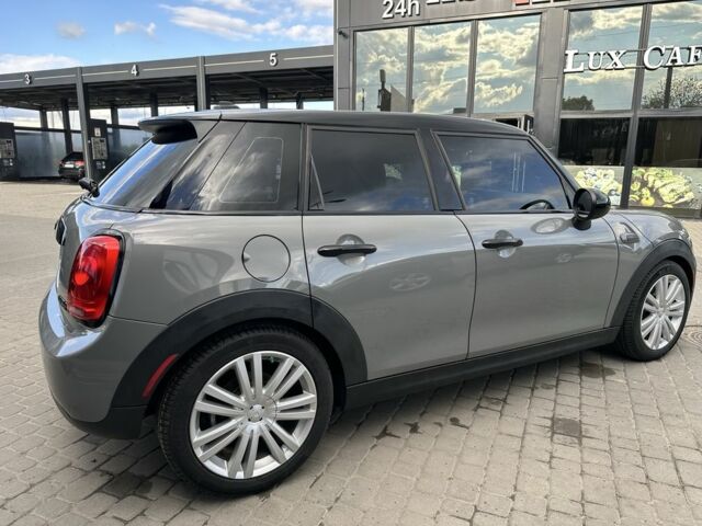 Сірий Міні Cooper, об'ємом двигуна 1.5 л та пробігом 134 тис. км за 12500 $, фото 5 на Automoto.ua