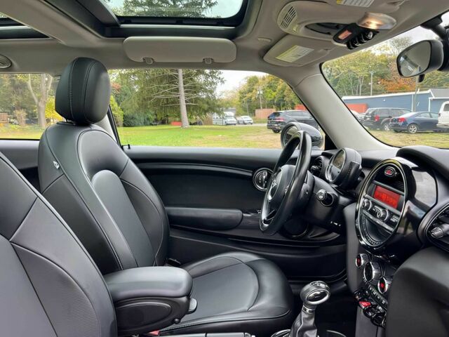 Серый Мини Купер, объемом двигателя 1.5 л и пробегом 78 тыс. км за 5500 $, фото 9 на Automoto.ua