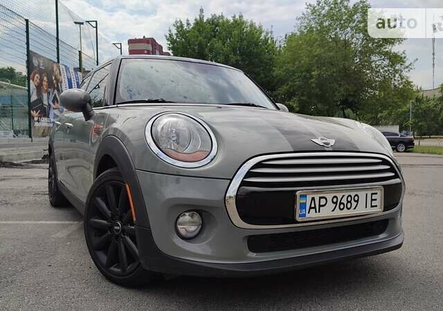 Сірий Міні Cooper, об'ємом двигуна 1.5 л та пробігом 127 тис. км за 13300 $, фото 5 на Automoto.ua