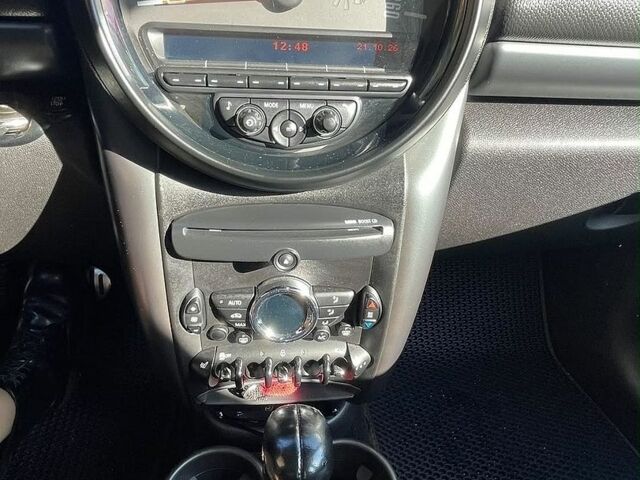 Сірий Міні Cooper, об'ємом двигуна 2 л та пробігом 178 тис. км за 13499 $, фото 11 на Automoto.ua