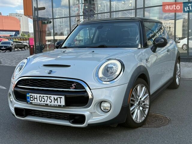 Сірий Міні Cooper, об'ємом двигуна 2 л та пробігом 98 тис. км за 12500 $, фото 4 на Automoto.ua