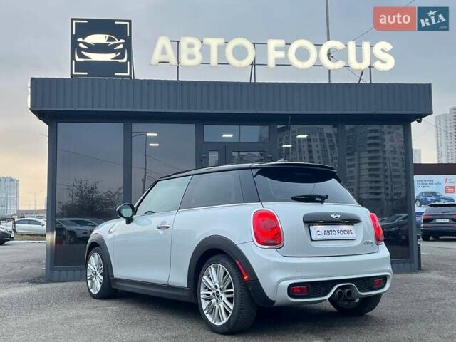 Сірий Міні Cooper, об'ємом двигуна 2 л та пробігом 92 тис. км за 12290 $, фото 5 на Automoto.ua