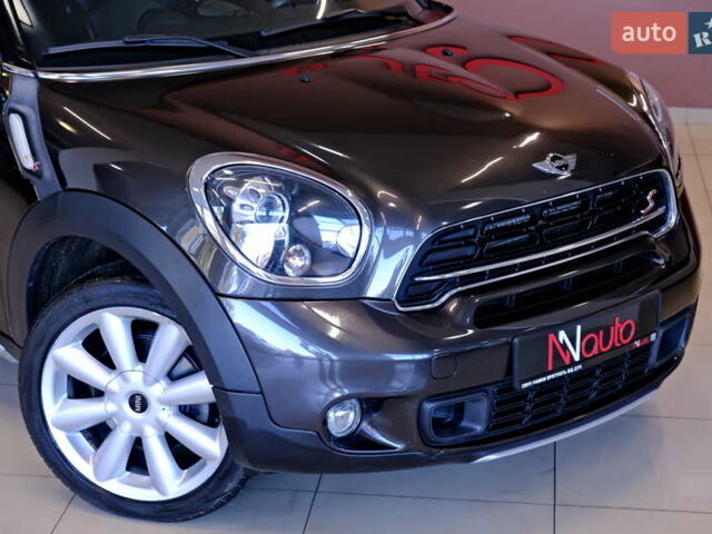 Сірий Міні Cooper, об'ємом двигуна 2 л та пробігом 112 тис. км за 13900 $, фото 6 на Automoto.ua