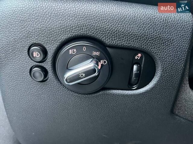 Сірий Міні Cooper, об'ємом двигуна 2 л та пробігом 92 тис. км за 12990 $, фото 18 на Automoto.ua