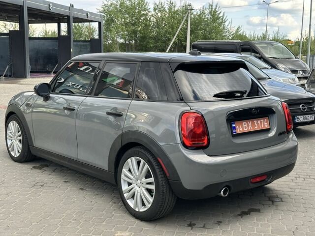 Сірий Міні Cooper, об'ємом двигуна 1.5 л та пробігом 134 тис. км за 12500 $, фото 4 на Automoto.ua