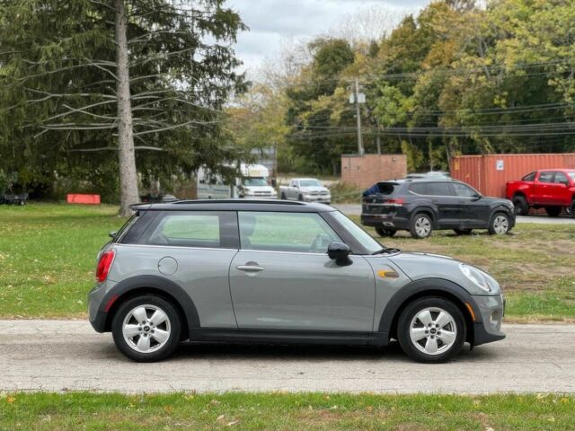 Серый Мини Купер, объемом двигателя 1.5 л и пробегом 73 тыс. км за 4500 $, фото 7 на Automoto.ua